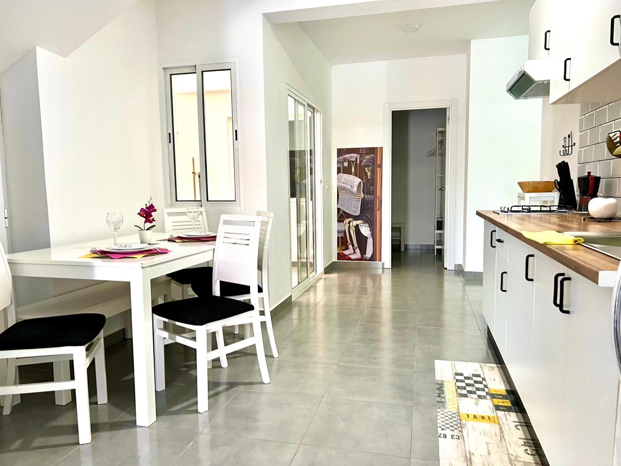 Animos! Apartments - 10 Modern Apartments Near The City & Beach, Perfect For Nomads, Travellers, Families, Watersports! Santa Maria Ngoại thất bức ảnh