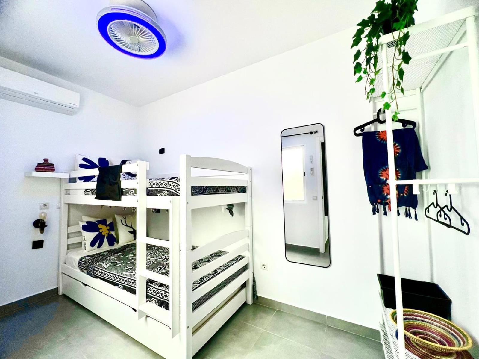Animos! Apartments - 10 Modern Apartments Near The City & Beach, Perfect For Nomads, Travellers, Families, Watersports! Santa Maria Ngoại thất bức ảnh